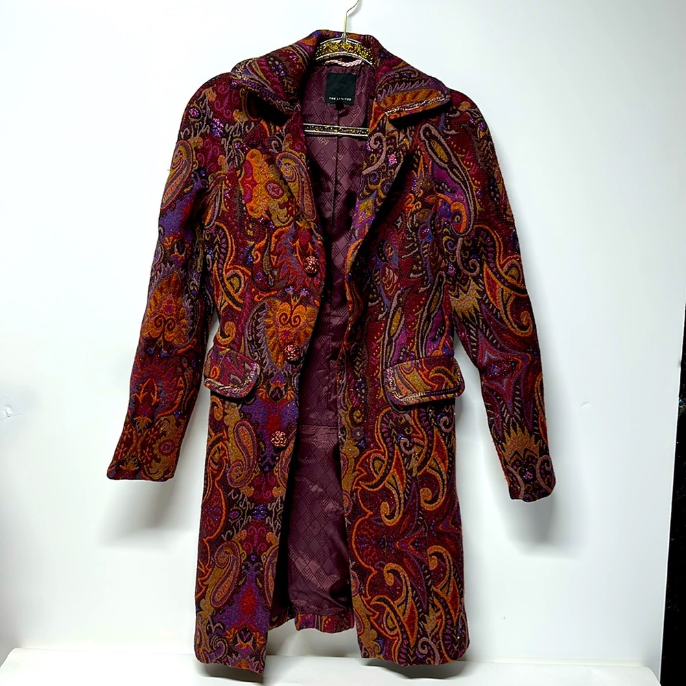 Coat - Picture 1 of 5